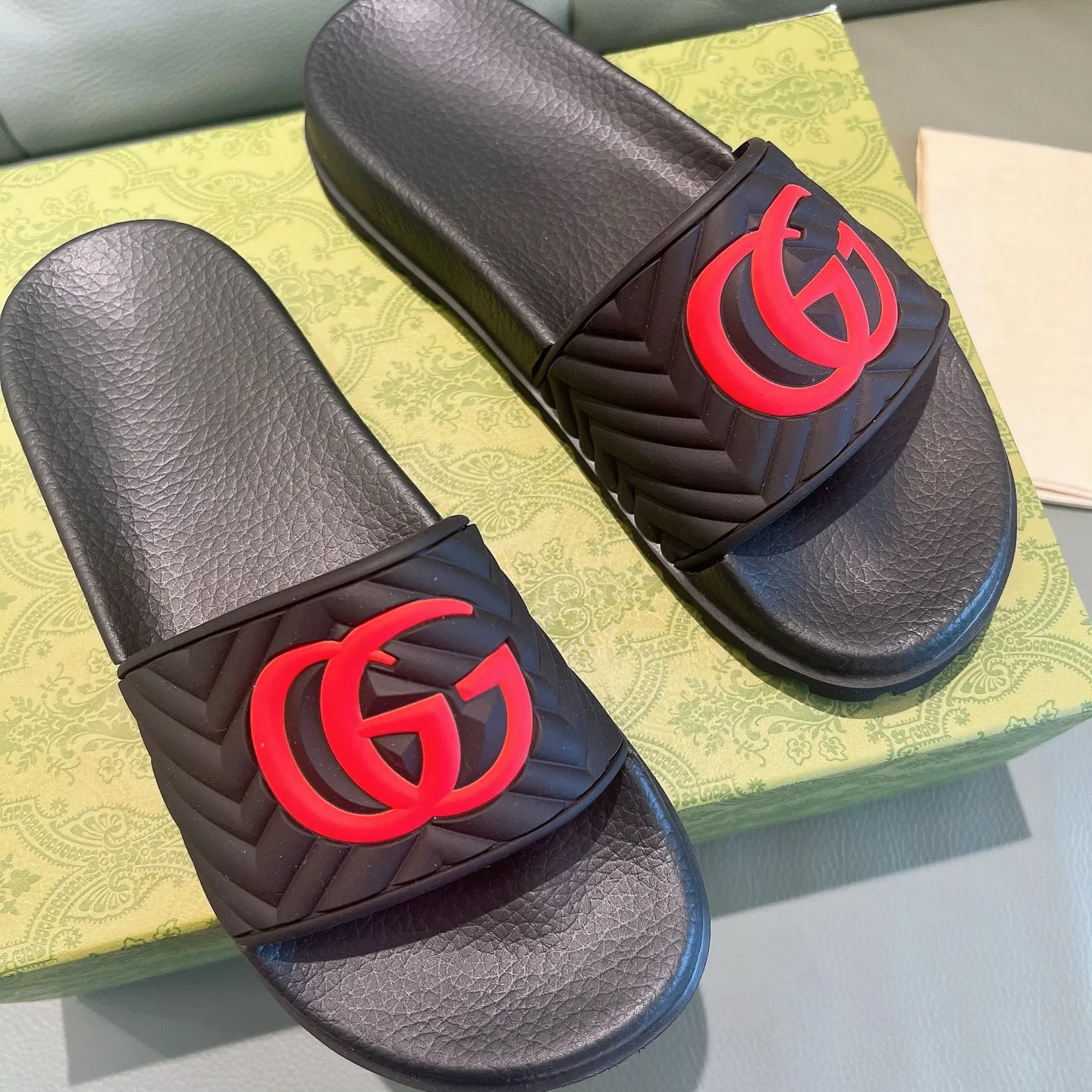 Men's Men's Shoes 130🐮🐮Gucci Gucci Slippers Gucci 2024 latest beach sandals slippers Original molding double G LOGO Original molding consistent Outsole: Men's Men's Shoes u double-layer outsole Size: 35-46